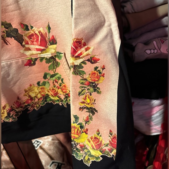 New Supreme Jean Paul Gaultier Black Floral Print Logo Hoodie SS19 Men's Size S - Picture 3 of 7